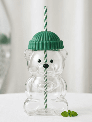 Cute Bear Plastic Tumbler with Green Plastic Lid & Reusable Straw – Clear Drinking Cup for Coffee, Milk, Juice & Cold Beverages